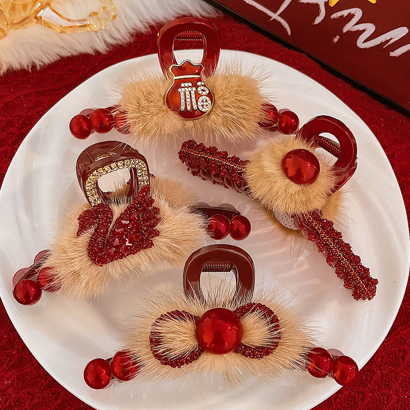 2025新款红色抓夹女高级感简约气质新年发夹后脑勺盘发鲨鱼夹头饰,淘宝优惠券,粉丝福利购,淘宝优惠卷