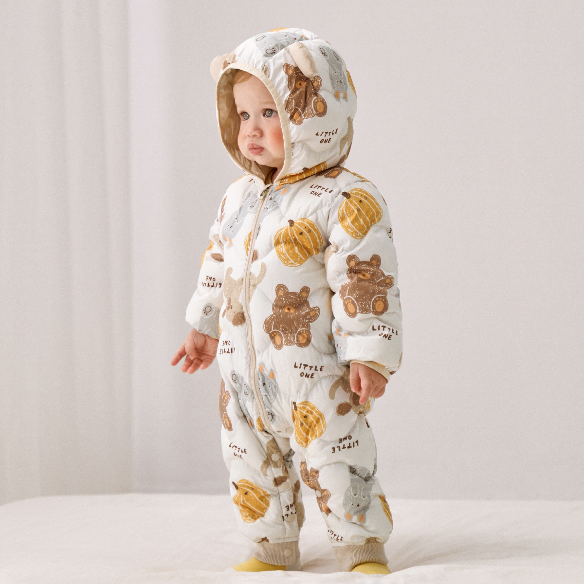 aqpa婴儿羽绒服轻薄冬季连体衣哈衣保暖服新生儿宝宝羽绒外出服萌