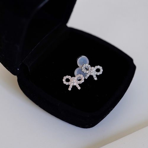 「蒂凡尼」迷你锆石蝴蝶结硅胶耳夹无耳洞女小巧精致百搭耳钉耳饰 - 图3