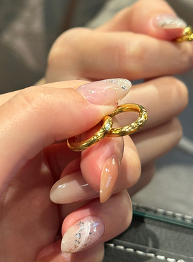 钛钢耳饰 轻奢高级感素圈耳环女气质简约耳扣百搭耳圈耳饰不褪色