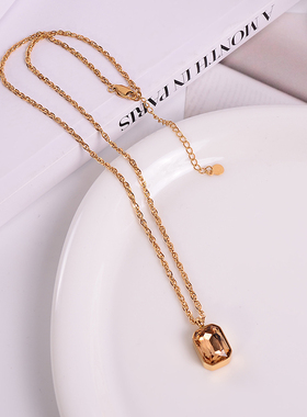 钛钢项链 爆闪流光方糖项链女百搭简约秋冬毛衣链小众配饰不褪色