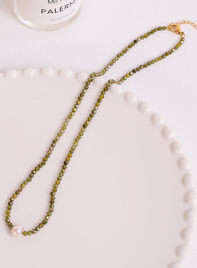 钛钢项链 爆闪绿色珠珠项链女高级感精致百搭锁骨链气质不褪色