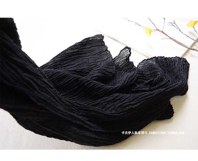 Artistic pleated lengthened black scarf for middle-aged and elderly people