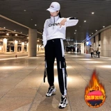 Модный спортивный утепленный комплект для спортзала