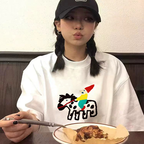 The old man rides a horse 小众学生情侣款百搭宽松设计短袖T恤 - 图0