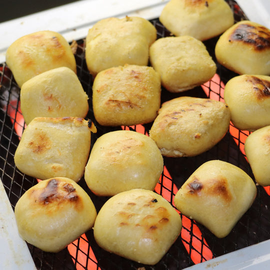 Yunnan Shiping stinky tofu wrapped in milk tofu comes with water for dipping
