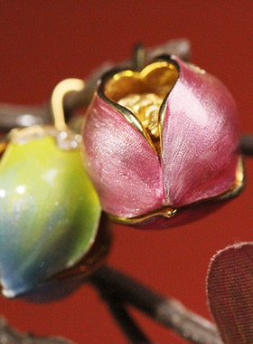 原创设计丨可爱糖果色花房子小动物吊坠可拆卸果实彩色珐琅礼物