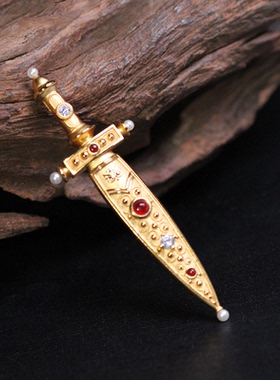 原创设计丨铜加银金色宝剑小匕首吊坠珍珠红刚玉可插拔有趣礼物