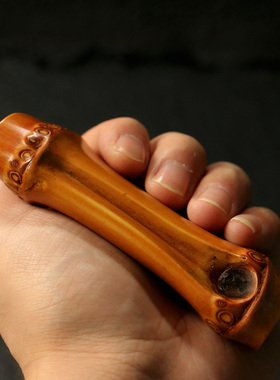 精品纯手工精磨天然老竹鞭手把件