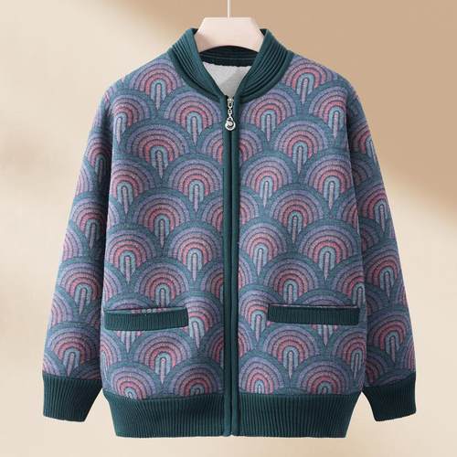 中老年女秋冬款妈妈加绒加厚针织衫毛衣保暖上衣奶奶装羊羔绒外套 - 图0