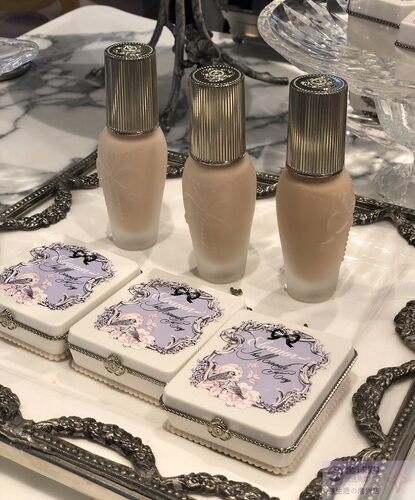 礼品套盒日本Eleanor水感亮肌粉底液SPF50 PA++30ml保湿控油柔滑 - 图0