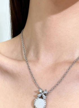 2025年ins风蝴蝶结项链女百搭高级感轻奢小众设计满钻锆石锁骨链