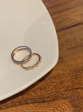 精致镶锆石戒指女ins轻奢高级感简约指环小众设计新款超显白素戒