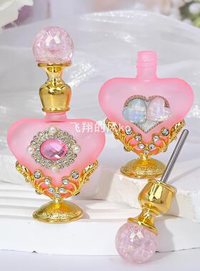 迪拜中东真空分装瓶5ML香水瓶小容量彩色爱心玻璃精油点大钻