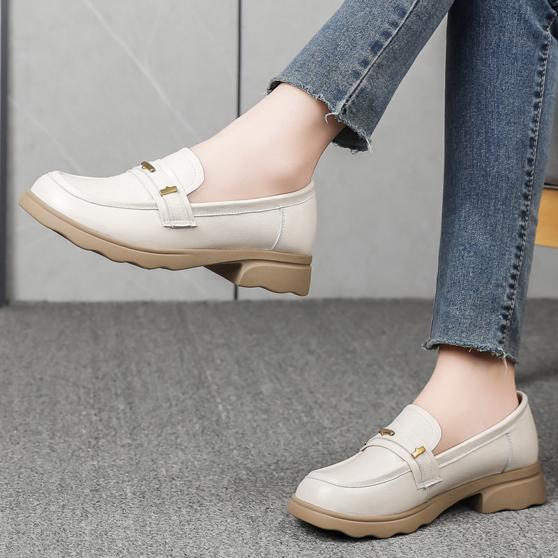 前掌加宽大码女鞋41到43真皮英伦风小皮鞋2026新款厚底乐福鞋单鞋,淘宝优惠券,粉丝福利购,淘宝优惠卷