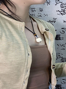 小红书同款国潮风象牙果醒狮吊坠