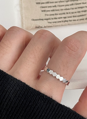 甄媛银饰新款超闪亮片蜂巢戒指女