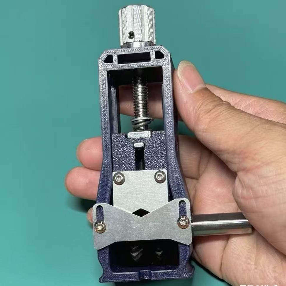 小型简易剥线机废铜线家用废旧电缆去皮机自动手摇电动多功能神器,淘宝优惠券,粉丝福利购,淘宝优惠卷