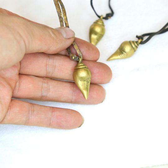 Nepali prayer pendant accessories small pendant pure copper small conch