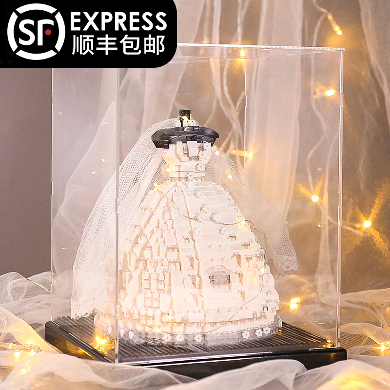 恋爱两一周年纪念日婚纱生日礼物情侣款模型一对送女X友女朋友女