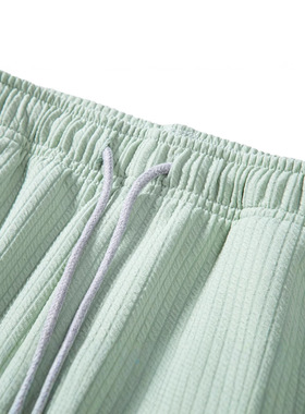 2025 Men's Green Hawaiian Beach Shorts男士绿色夏威夷沙滩短裤