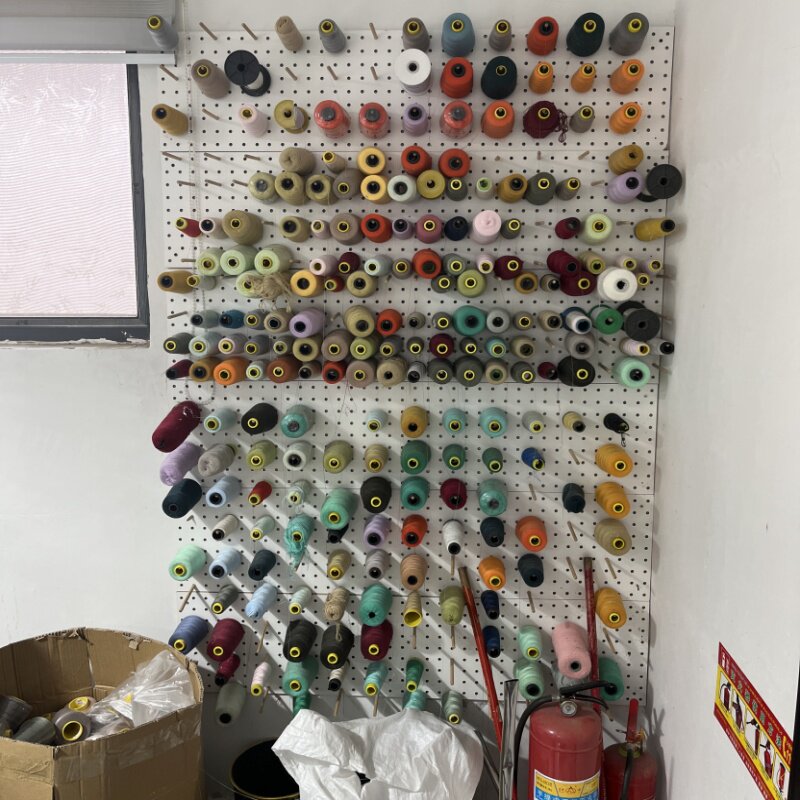 Wire rack solid wood hole board jewelry jade wire beaded rope pagoda seam tough wire rack large and small wire crystal wire twine