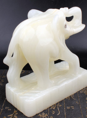天然玉石大象摆件巴基斯坦玉雕中式仿古玉器动物大象摆设风水镇宅