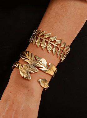 欧美跨境金属感手镯树叶纹路小众设计手环轻奢时尚夸张风手饰