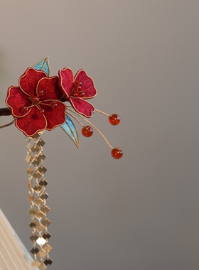 红色山茶花u型发簪低丸子头订婚