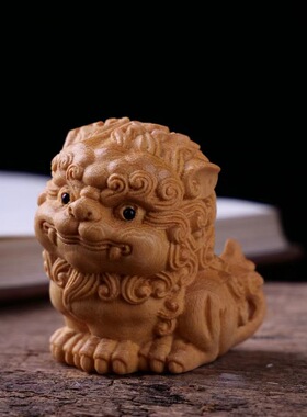 黄杨木雕刻国风喜狮临门手把件茶宠摆件吉祥瑞兽家居博古架装饰品