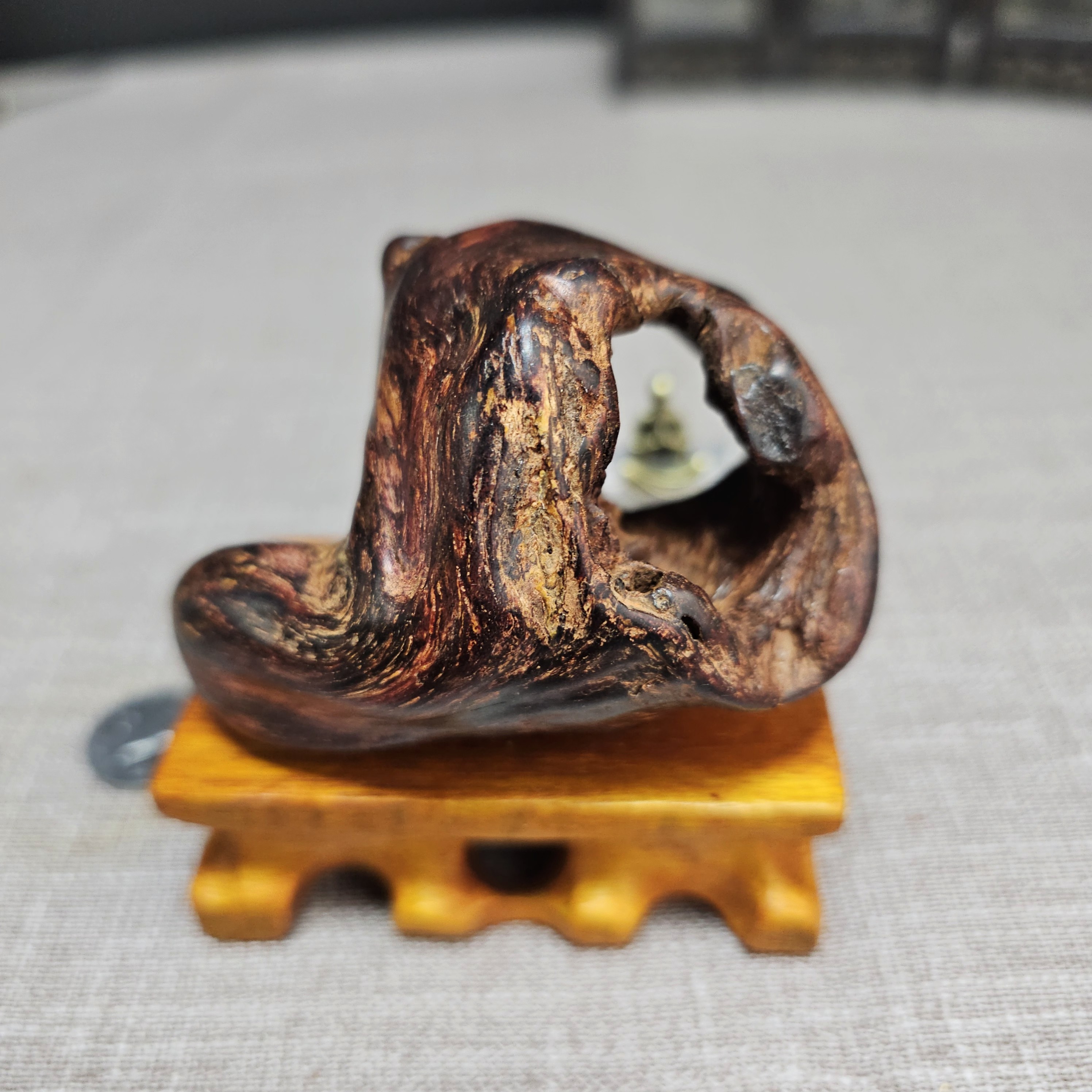 海南降真香沉水香眼摆件大叶瘤疤紫油金甲把件文玩收藏礼品赠底座,淘宝优惠券,粉丝福利购,淘宝优惠卷