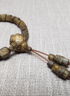 白棋楠沉香手串原创手工设计随行配三通静心木质盘串香气持久不封