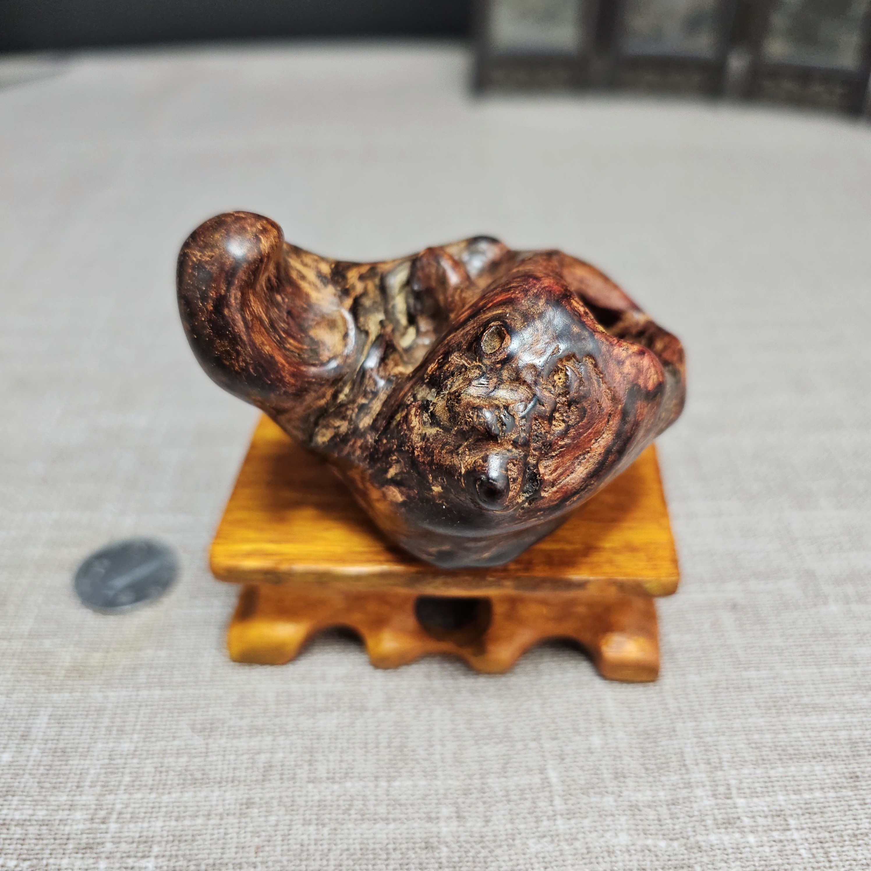 海南降真香沉水香眼摆件大叶瘤疤紫油金甲把件文玩收藏礼品赠底座,淘宝优惠券,粉丝福利购,淘宝优惠卷