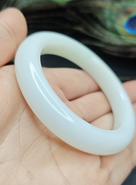 天然老坑料子新疆和田玉羊脂白玉石小圈俄手镯女国风礼物内径53mm