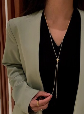 小红书同款法式复古凯旋门流苏钛钢项链长款毛衣链女轻奢秋冬新款