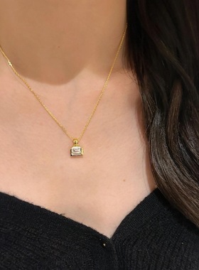 v金高版金色香水瓶吊坠项链小众精致简约时尚镶钻气质款锁骨链