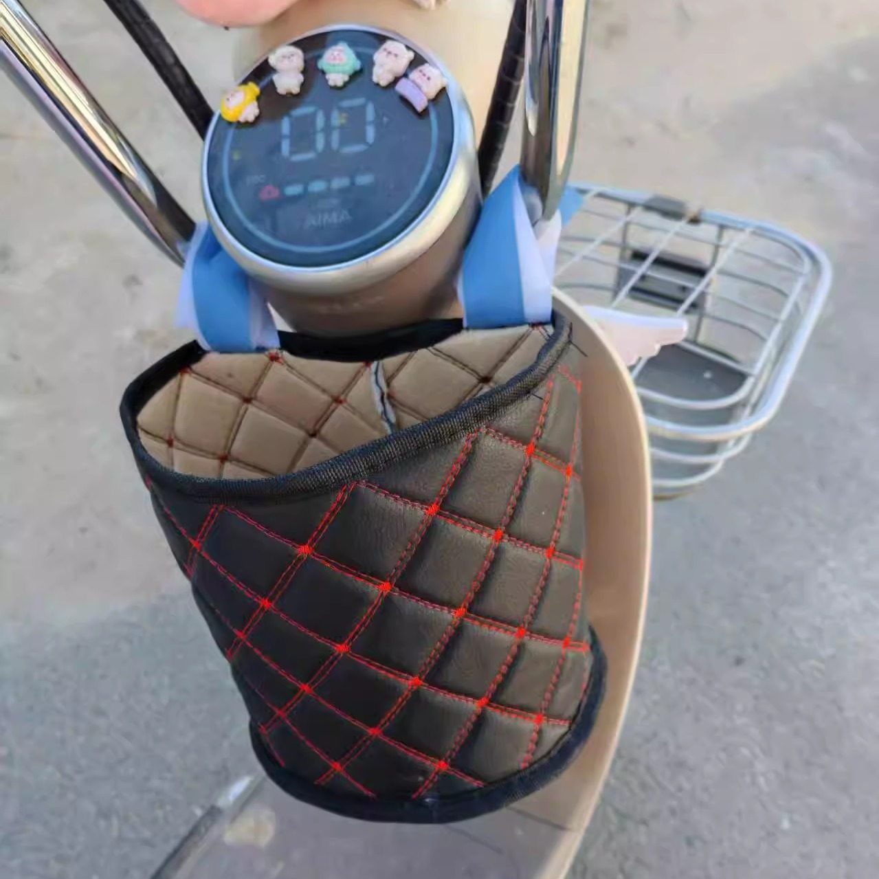 三轮车前置储物袋电动三轮车收纳置物袋水杯纸巾皮革收纳袋,淘宝优惠券,粉丝福利购,淘宝优惠卷