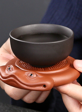 招财金蟾茶宠茶杯隔热垫装饰摆件