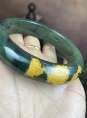 河磨玉手镯段树林黄绿肉女镯小精品