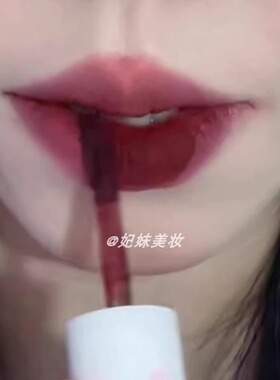 真没招了！这红色太正了