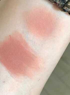绝版了 但是替身找到了 木柯诗唇泥V13奶盐牛乳淡素颜裸杏色口红