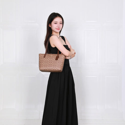 【国内正品】COACH/蔻驰Fiona新款City托特包大容量单肩手提女包 - 图3