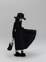 Childrens Korean Faculty Little Black Dress 23 Autumn Girl Foreign Air Pure Color Long style Atmosphere Quality Splicing Long Sleeve Dress dress