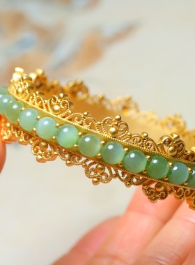 和田玉碧玉皇冠手镯