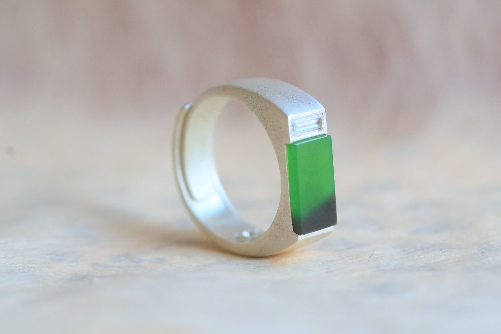 Hetian jade jasper red leather ring