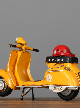 小绵羊复古风vespa摩托车模型