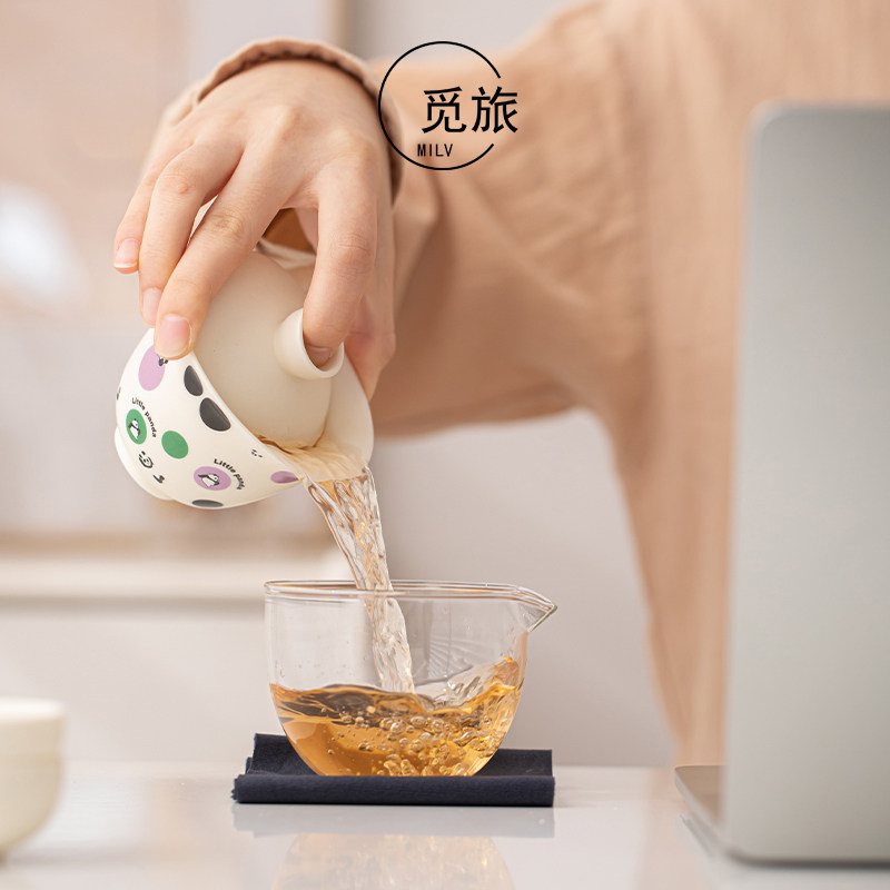 Kuai Ke Cup Mi Lv Creative Panda Tea Set