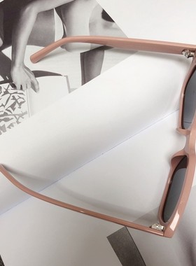 22赛家凯旋门logo时尚墨镜女小红书网红同款粉色白色方框太阳眼镜