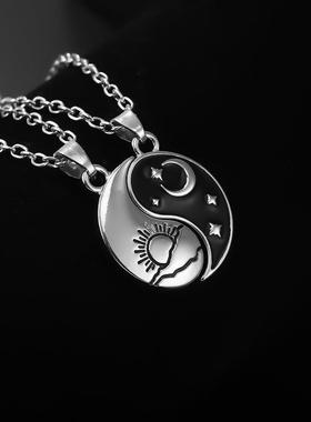 款时尚百搭黑白太极八卦神龙图腾镶钻情侣项链现货