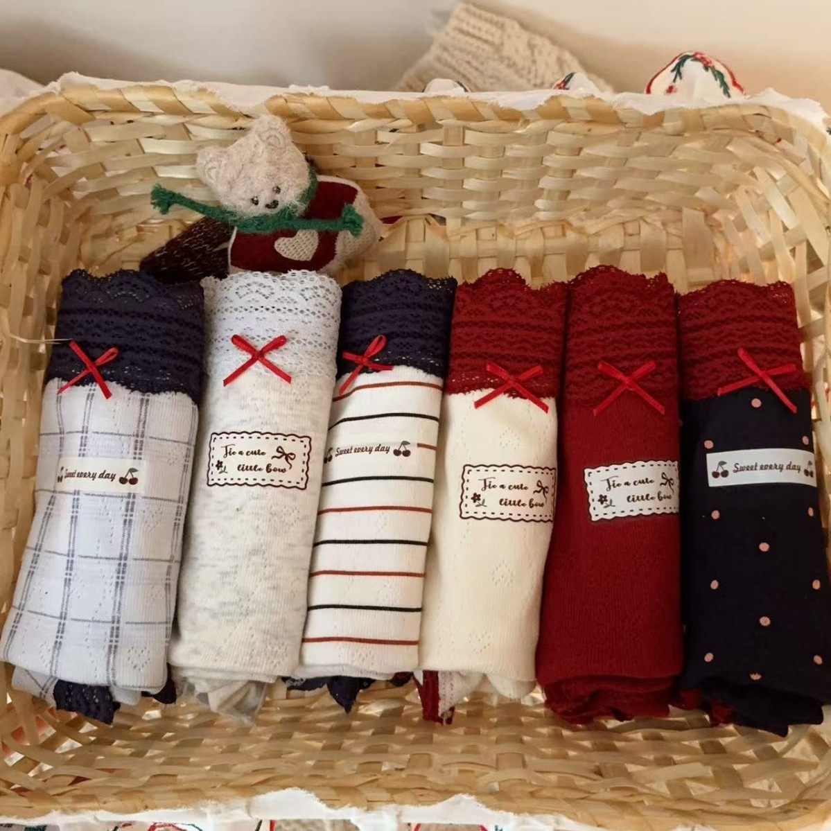 奶油甜泡芙内衣店复古撞色蕾丝边10A抑菌加长裆中腰少女三角内裤,淘宝优惠券,粉丝福利购,淘宝优惠卷